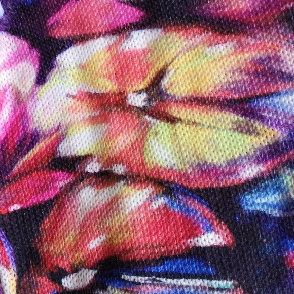 Alison Sheri flowered sweater - Picture 5 of 12